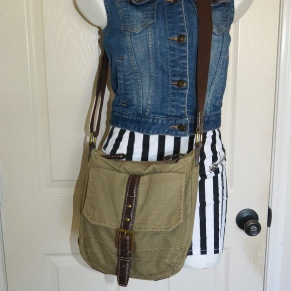 Fossil Canvas Olive Green Crossbody Bag # ZB4709 - Picture 1 of 11